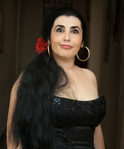 laura